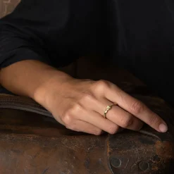 Adakite North Band 18ct Gold