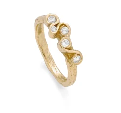 Crest White Corallina Ring