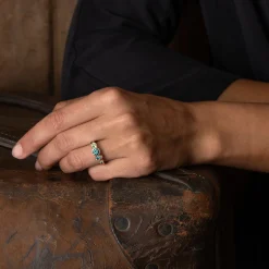Peacock Sapphire Nori Ring