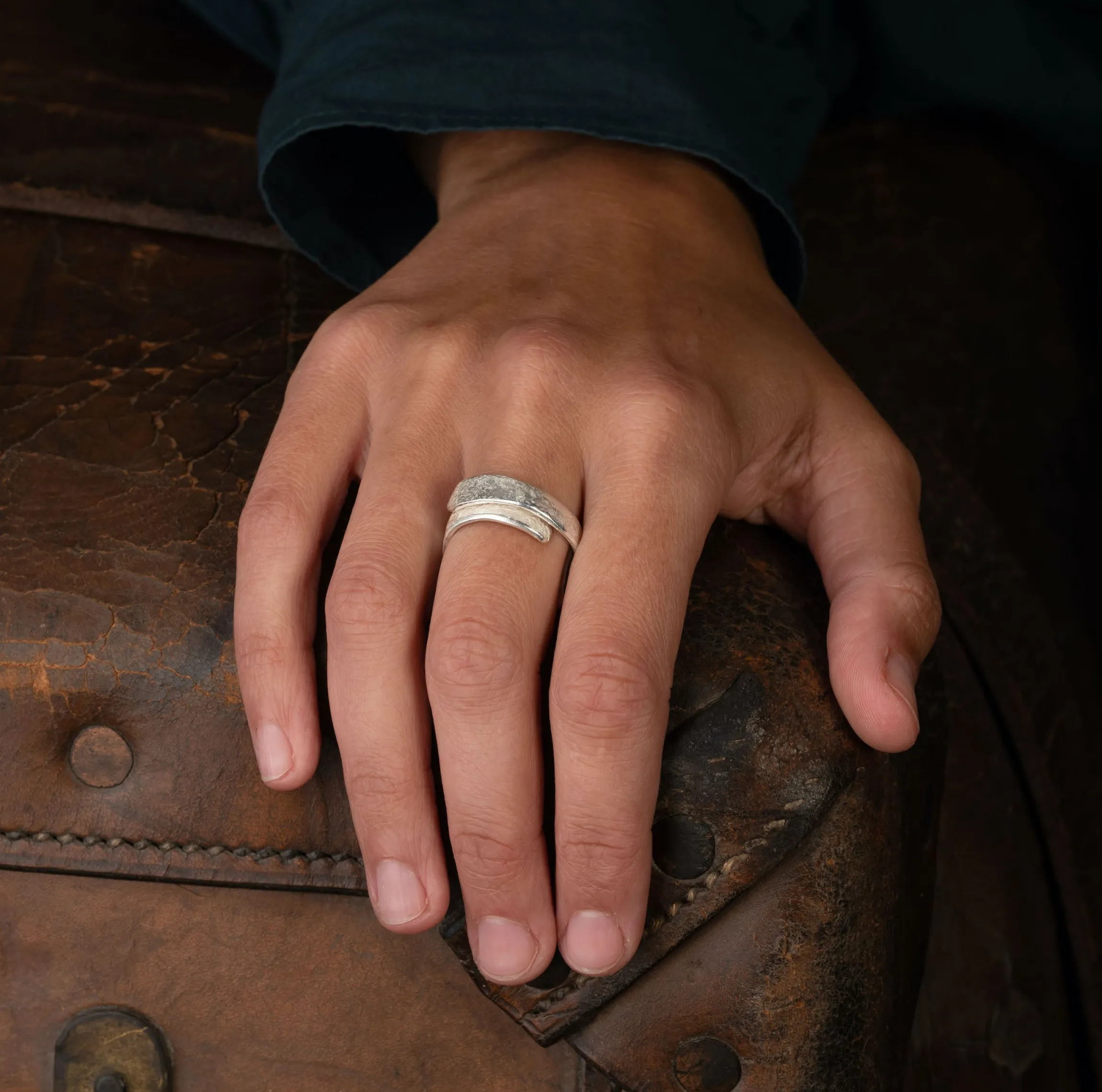 Rock Wrap Ring Silver