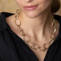 Stone Drawing Necklace 9ct Gold