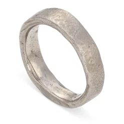 Stone Medium Ring 18ct White Gold