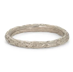 Urchin Fine Ring 18ct White Gold