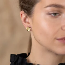 Wave Studs 18ct Gold